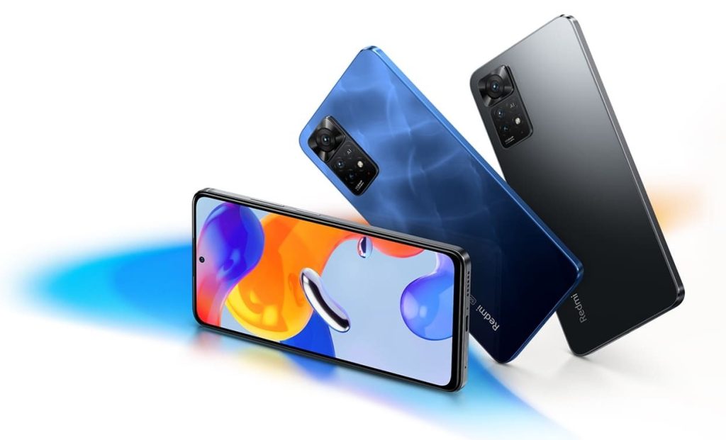 Смартфоны Redmi в разных цветах корпуса