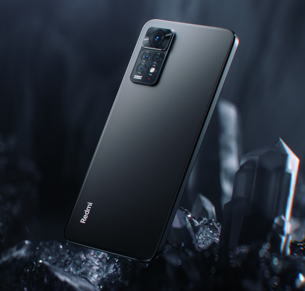 Задняя панель смартфона Redmi с блоком камер